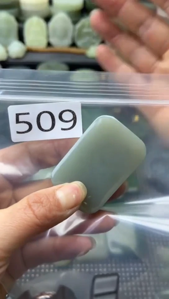 未镶嵌和田玉珠宝半成品牌子