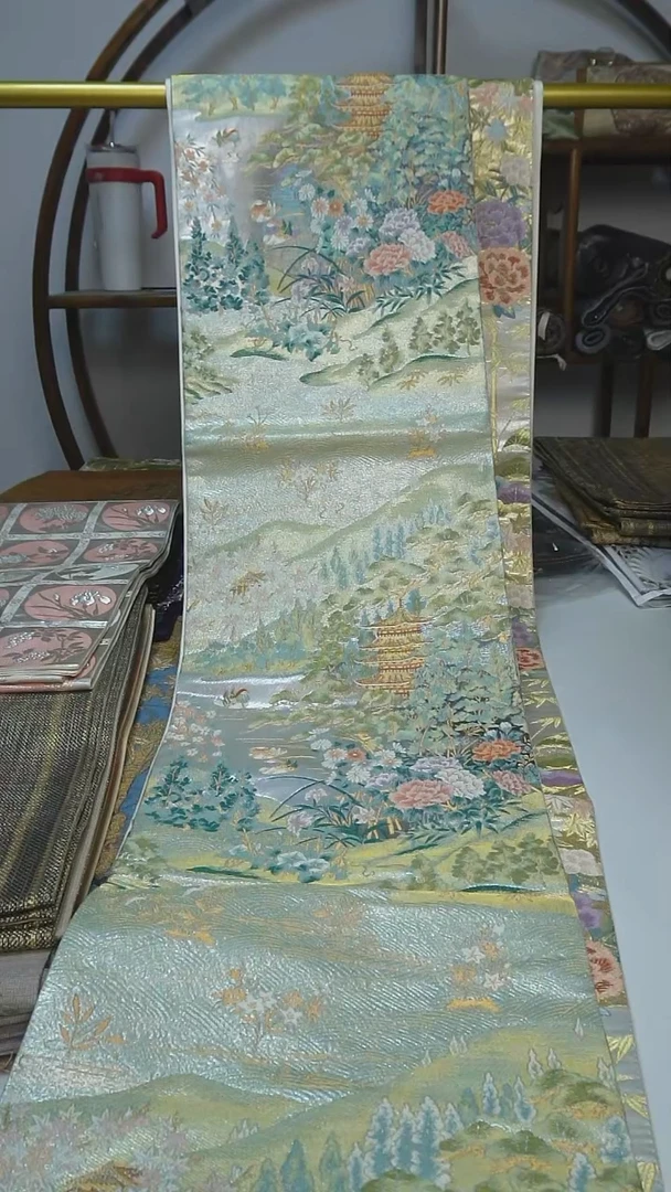 织绣西阵织六通宝相花