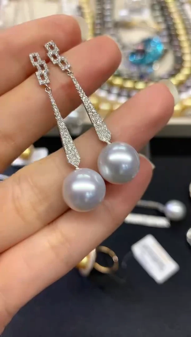 18K金镶嵌耳饰海水珍珠m204