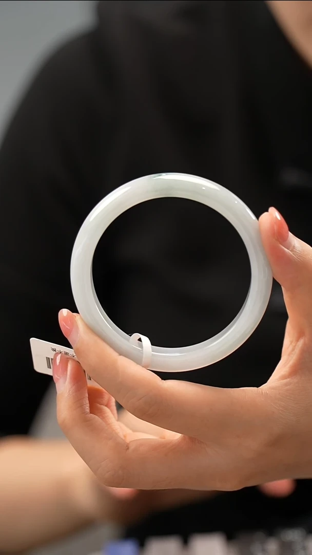 翡翠手镯未镶嵌22号