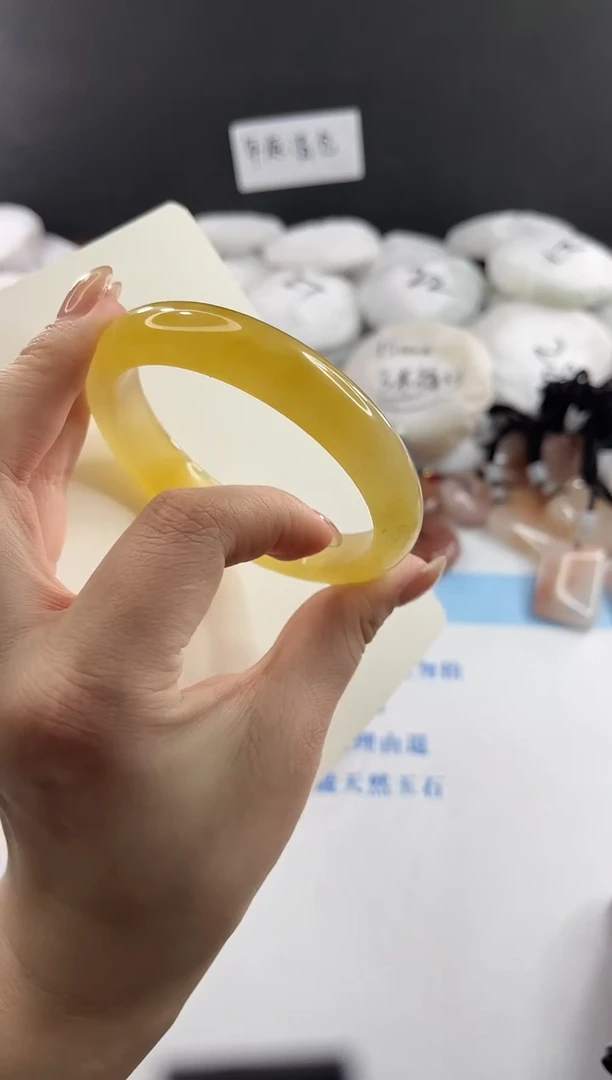 未镶嵌手镯石英质玉多样性发货V169-62