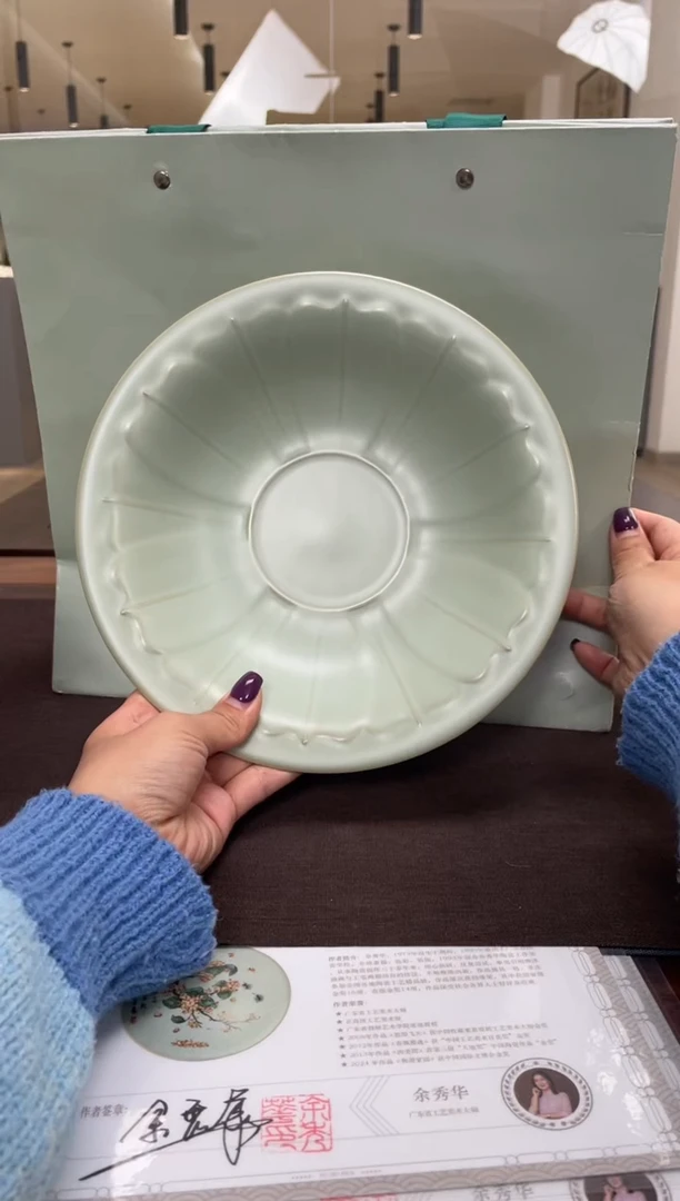 杯子瓷周泽堂天青莲纹壶承