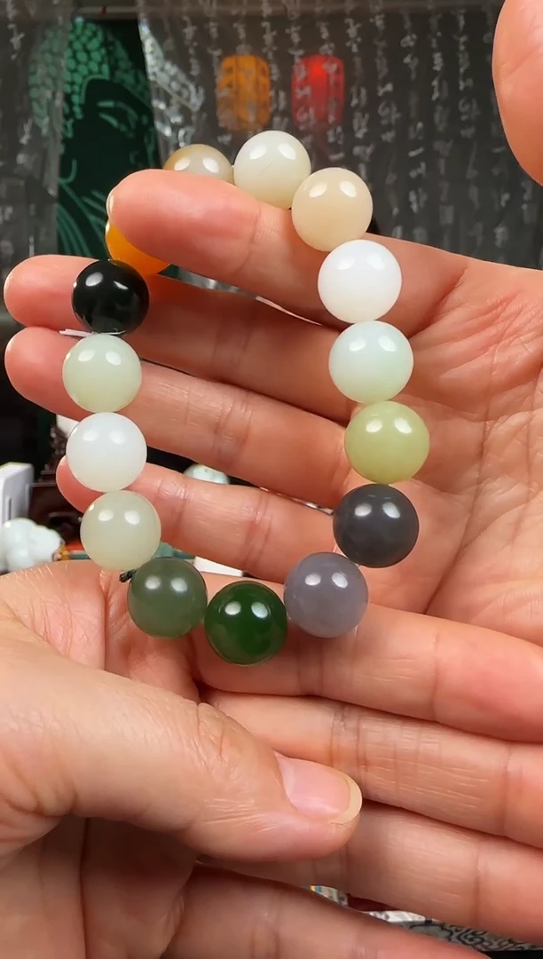未镶嵌和田玉挂件手串
