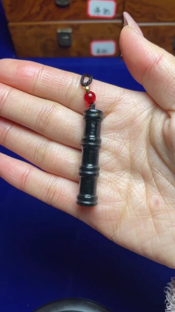 未镶嵌和田玉把件黄*庭和田玉