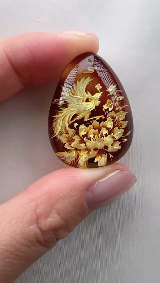 琥珀颈饰未镶嵌吊坠