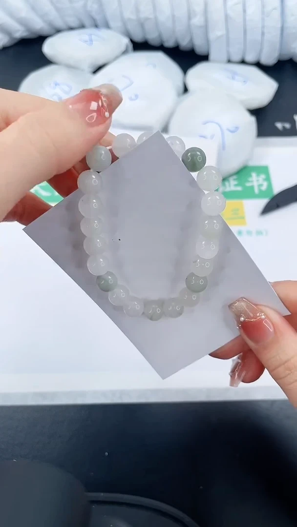 【闪购商品】石英质玉手镯未镶嵌1111