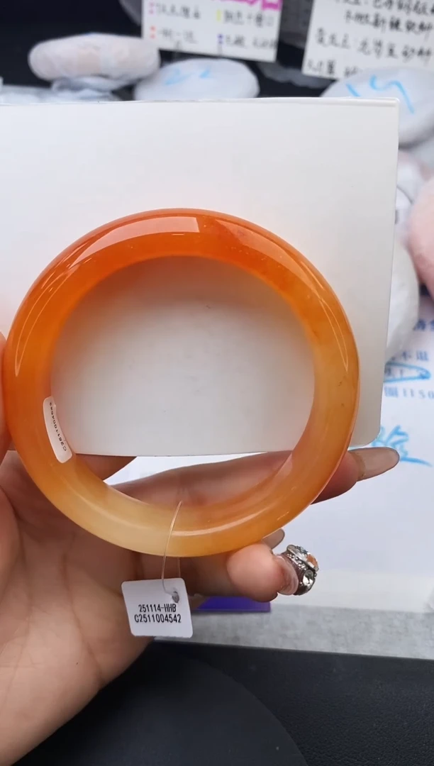 未镶嵌手镯石英质玉w37-HHB63+