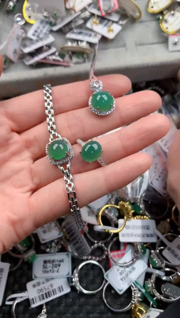 银S925镶嵌戒指翡翠44444   4