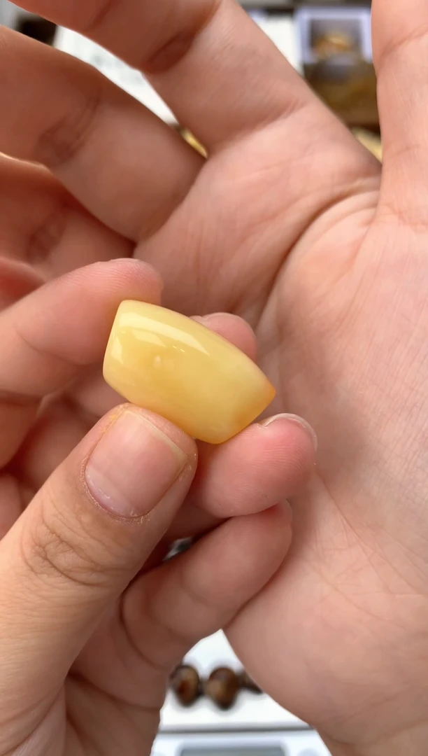 【闪购商品】琥珀珠宝奇石未镶嵌102琥珀蜜蜡花粉 小坑