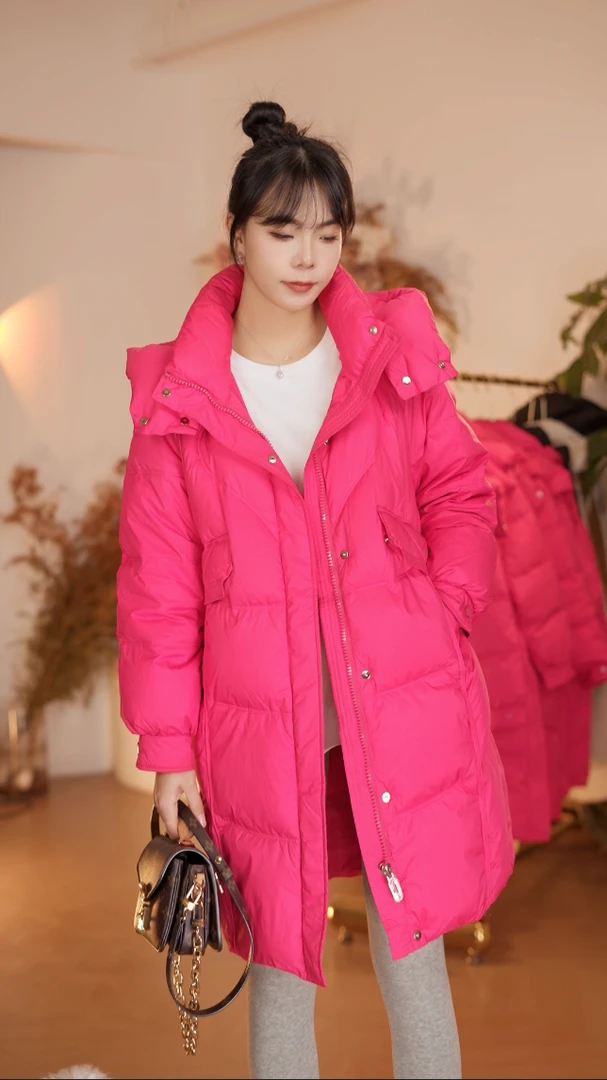 泡芙云朵火龙果色羽绒服时尚新款保暖加厚宽松中长款连帽韩版