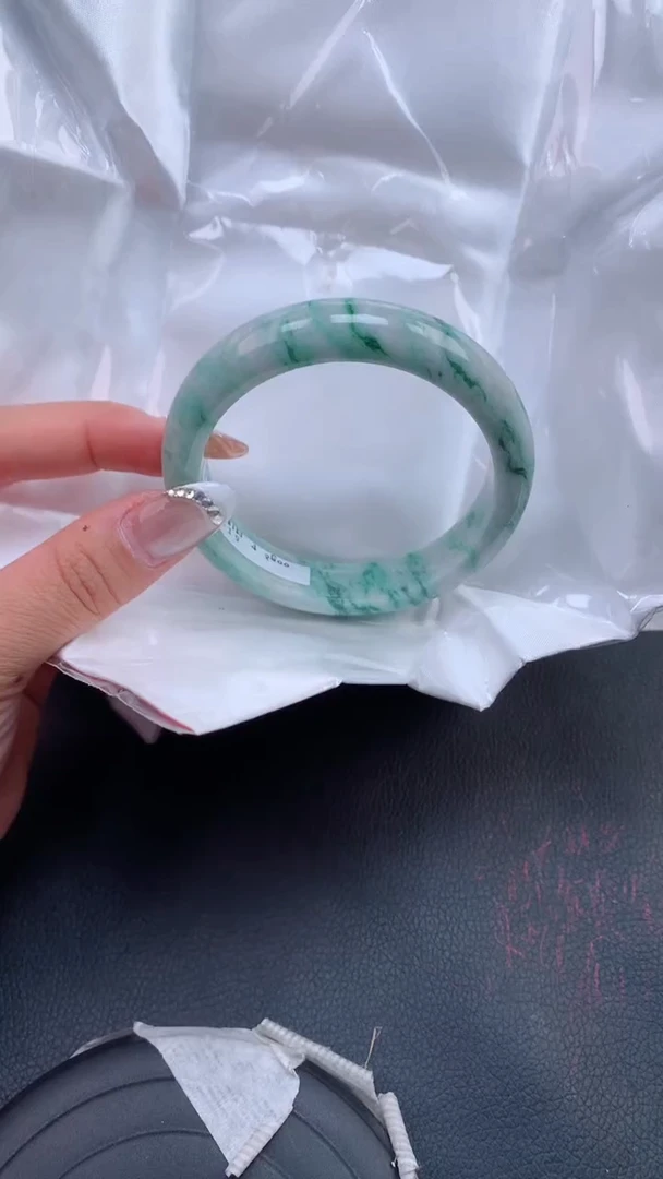 【闪购商品】翡翠手镯未镶嵌天然缅甸A货翡翠手镯