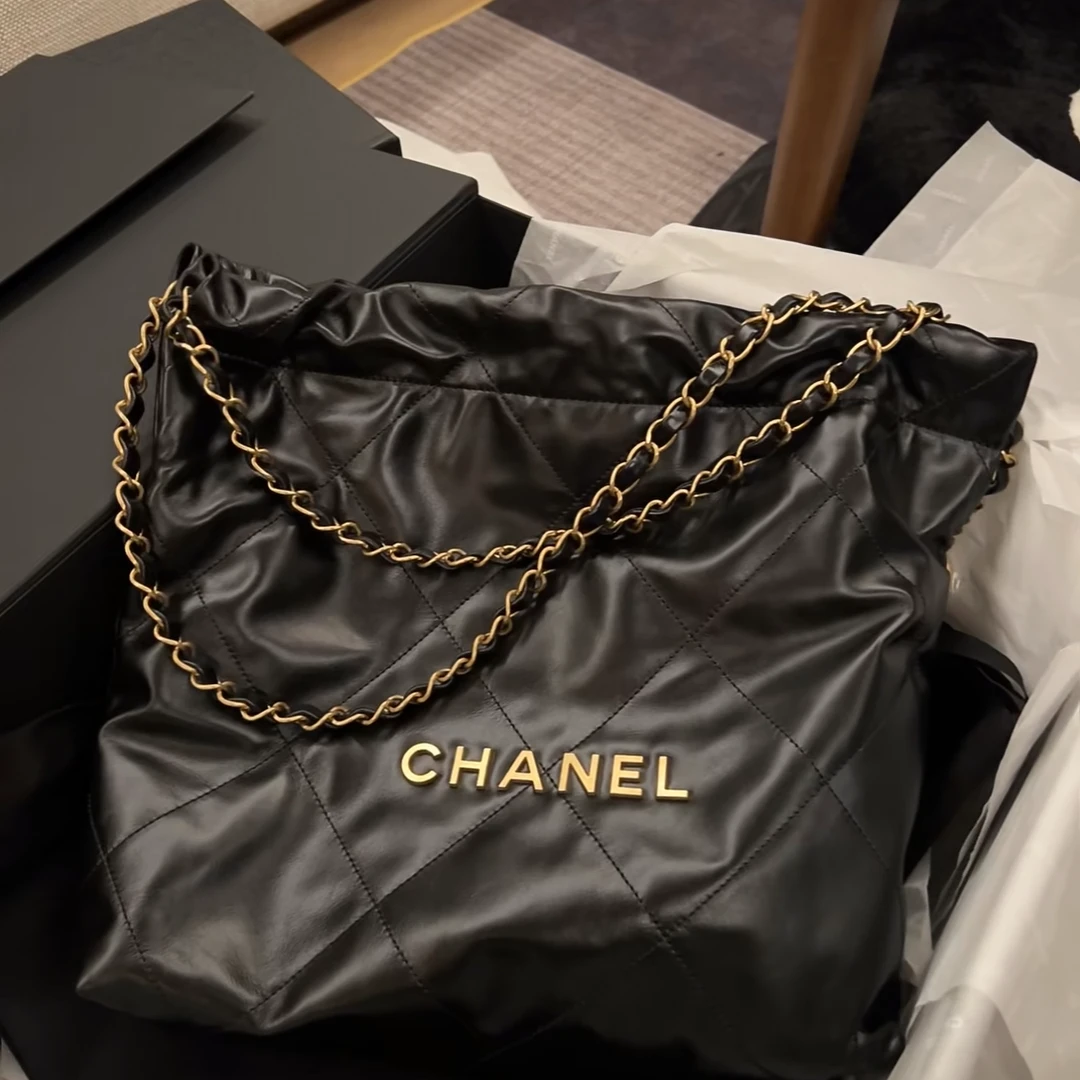 99新 Chanel/香奈儿 【66特价】22Bag 托特包 中号 金扣