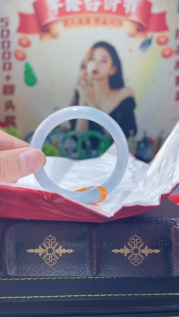 【闪购商品】翡翠手镯未镶嵌手镯2