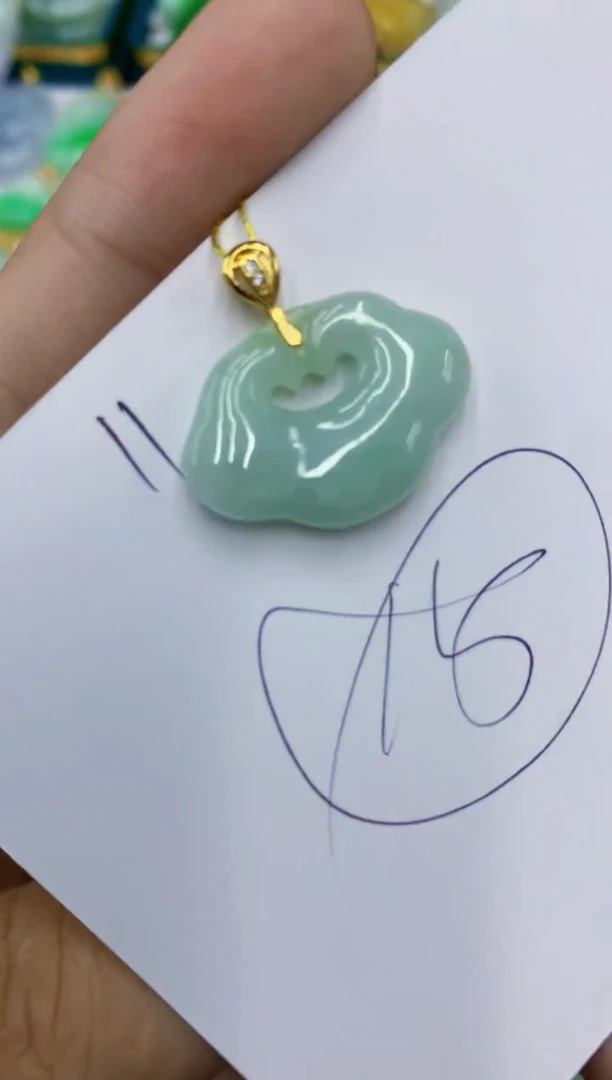 翡翠未镶嵌颈饰11111111111