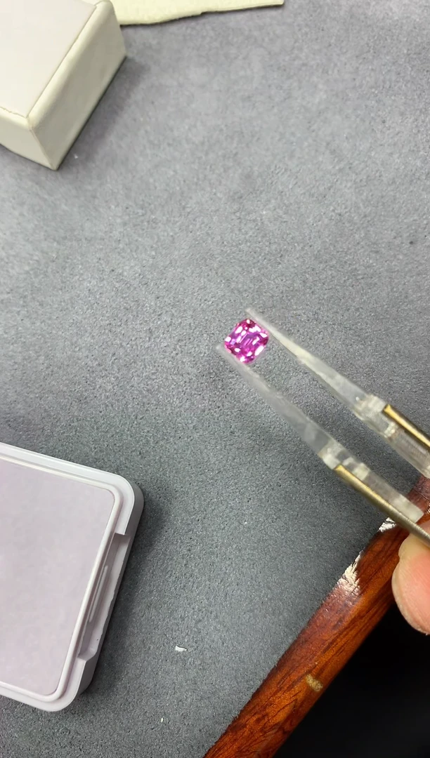 裸石蓝宝石1.1ct AGL00577