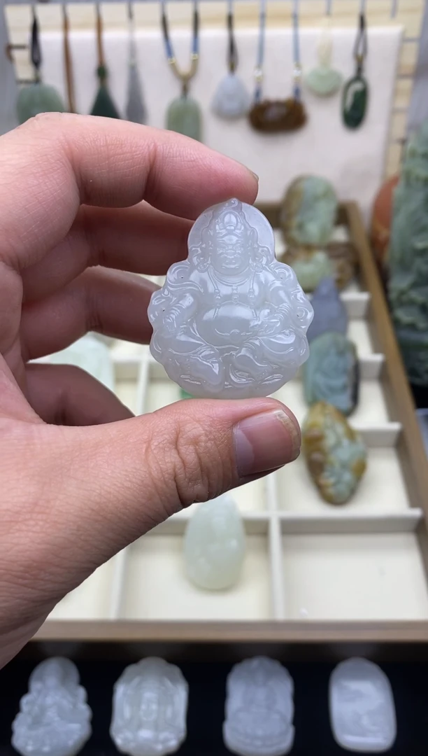 颈饰未镶嵌和田玉天然和田玉吊坠