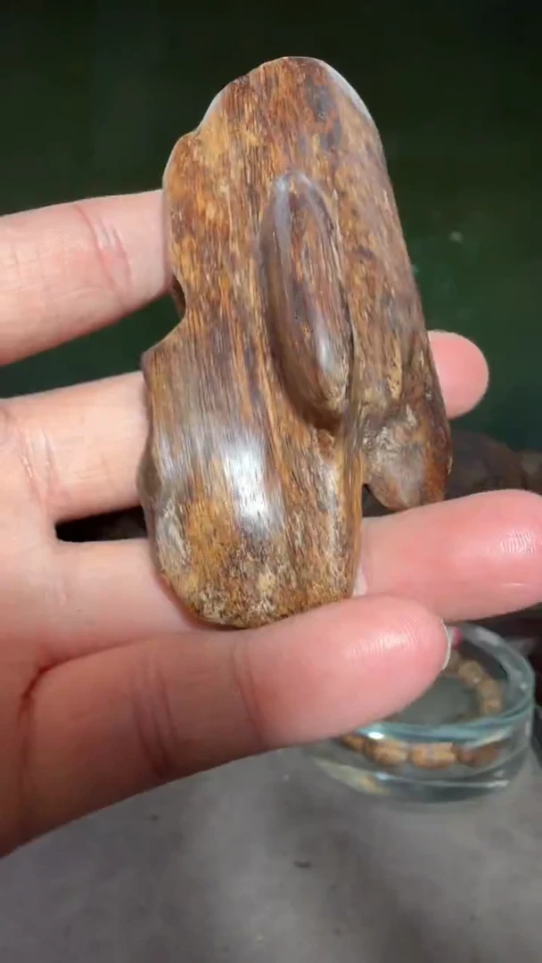 沉香吊坠多样性发一