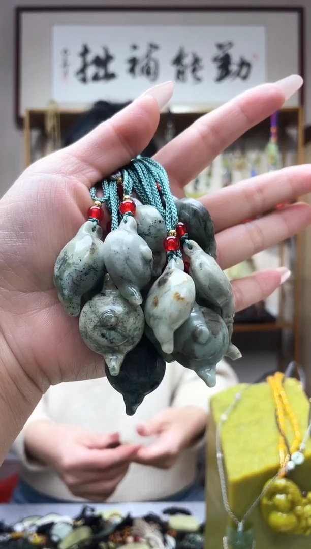 未镶嵌岫玉吊坠多样性发货拍一发一