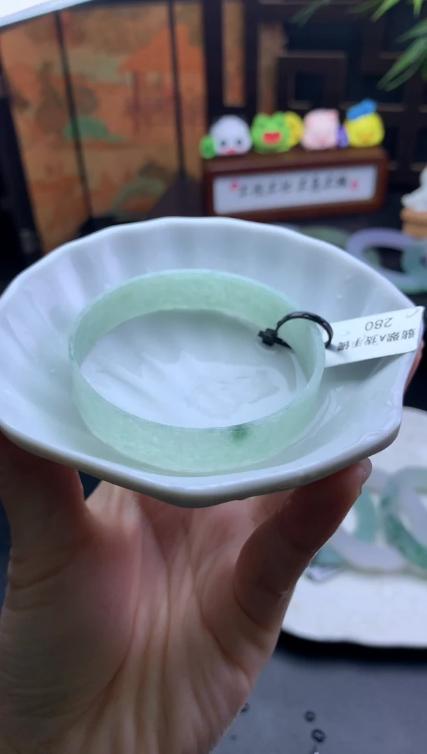 未镶嵌手镯定制翡翠56