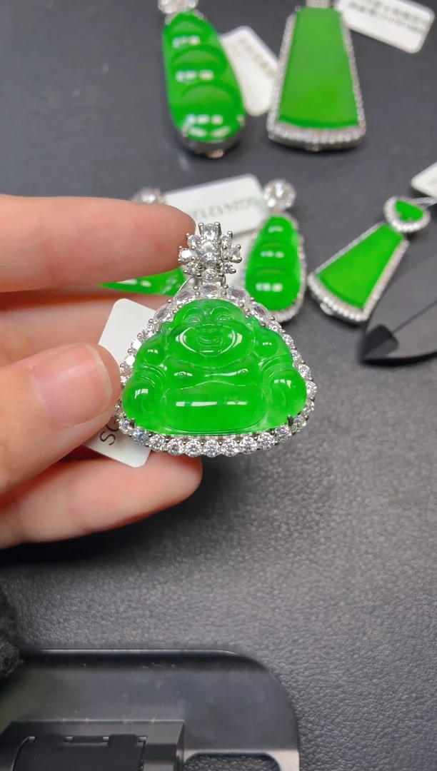 颈饰银S925镶嵌翡翠1