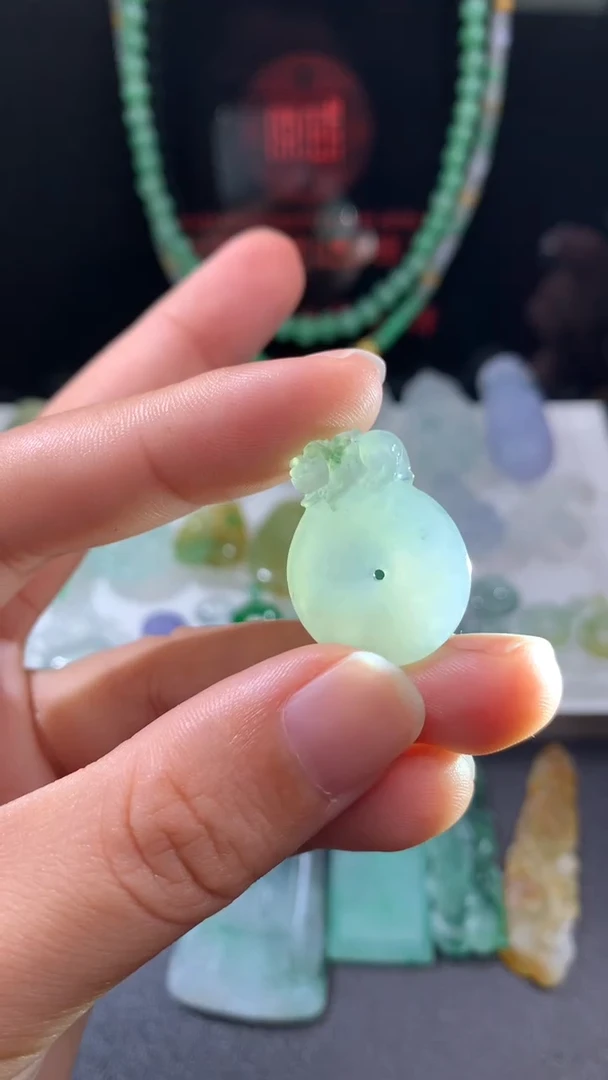 未镶嵌定制翡翠