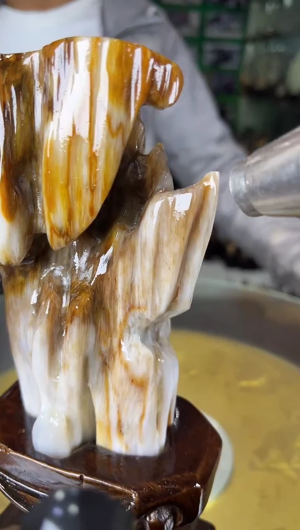 缅甸天然树化玉摆件