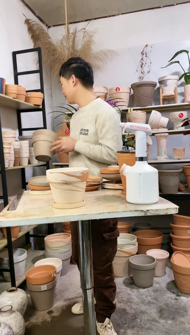 【闪购商品】红陶玛奇朵16*13  4盆4托