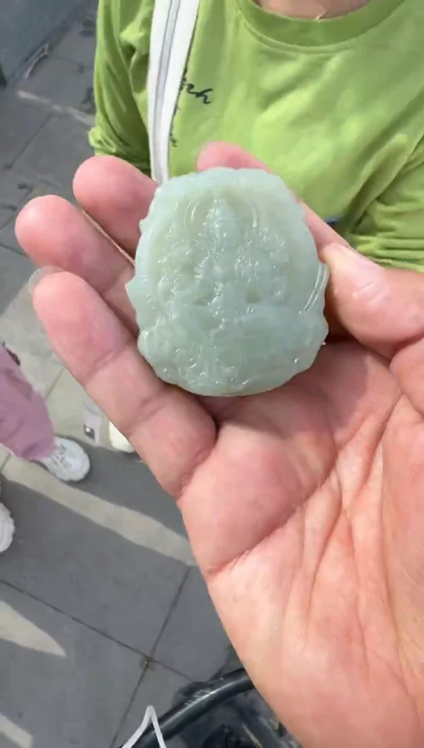 未镶嵌戒指和田玉（糖玉）和田玉