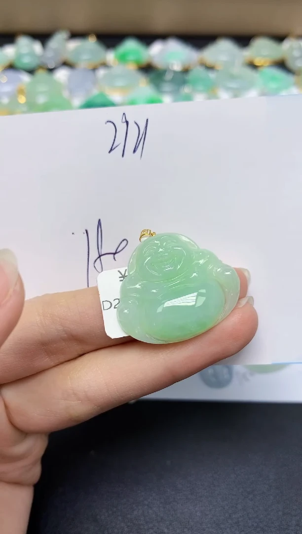 翡翠18K金镶嵌颈饰 天然翡翠A货