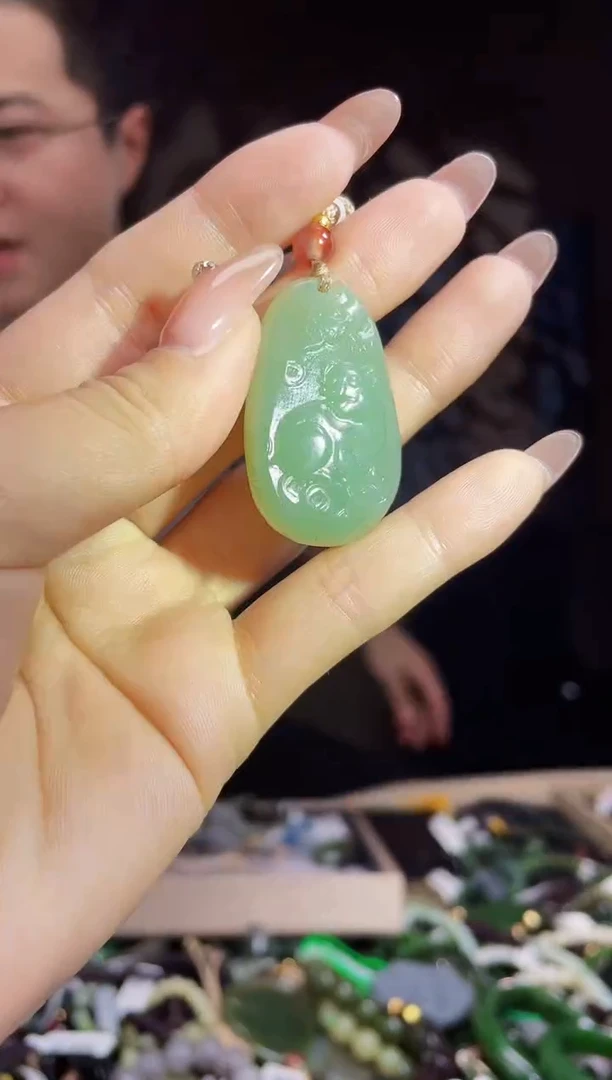 【闪购商品】和田玉颈饰未镶嵌拍一发一