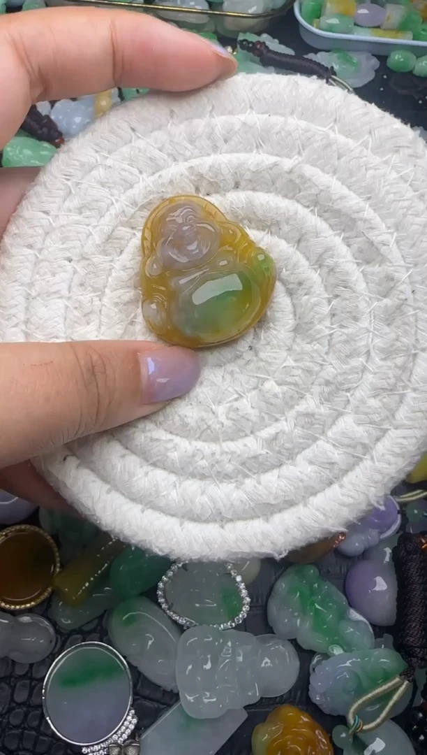 颈饰未镶嵌翡翠缅甸翡翠吊坠