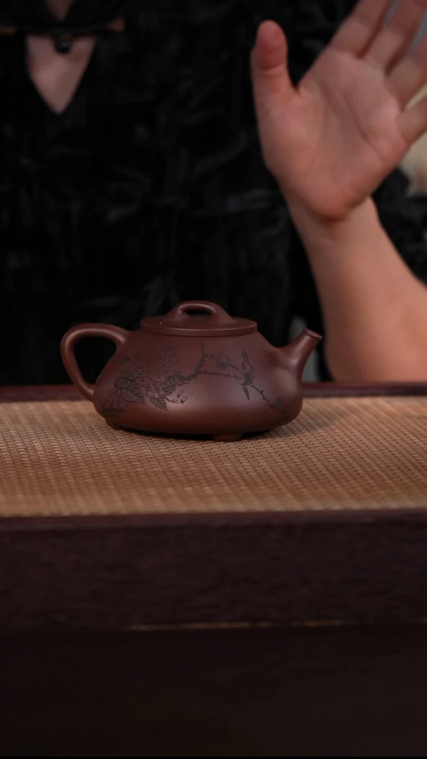 茶壶紫砂黑星土 270cc