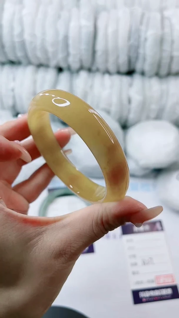 【闪购商品】石英质玉手镯未镶嵌多样性发货B27