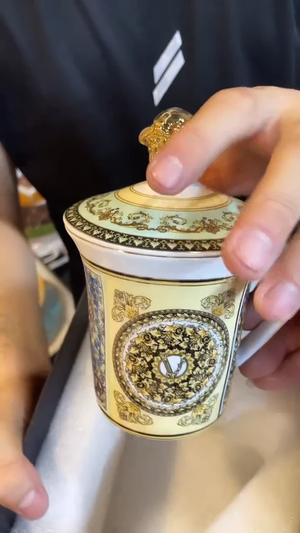 杯鸿辉家品牌瓷器，京东包邮！