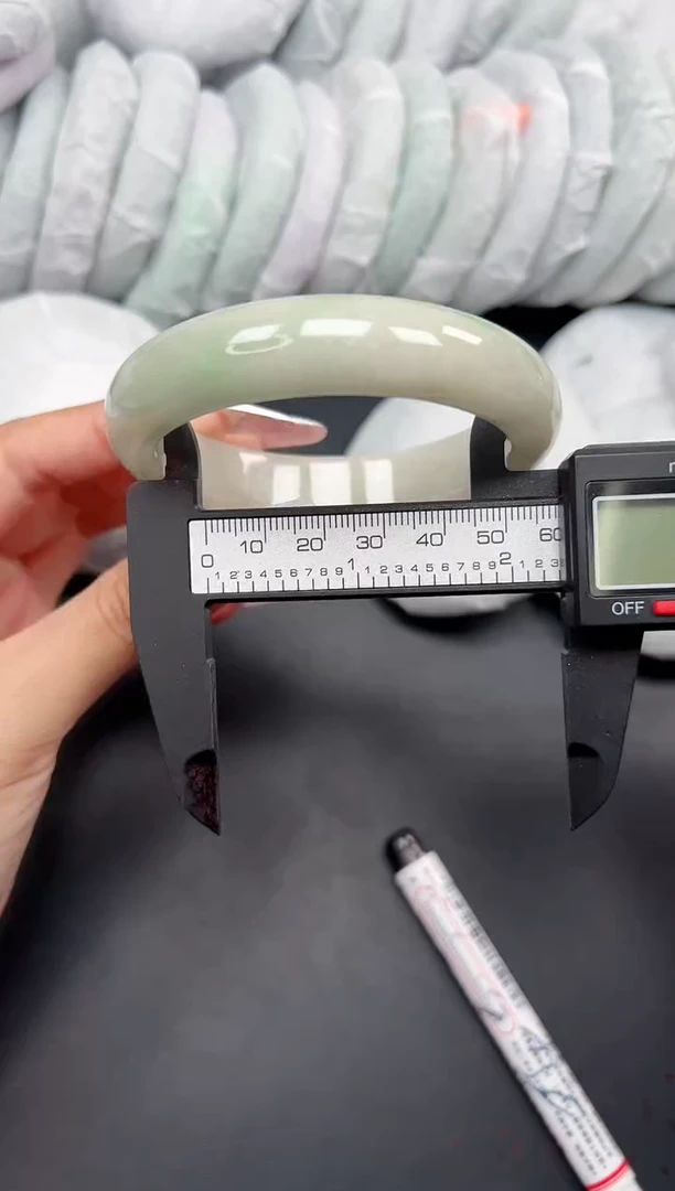 精品手镯，一物一拍K-020