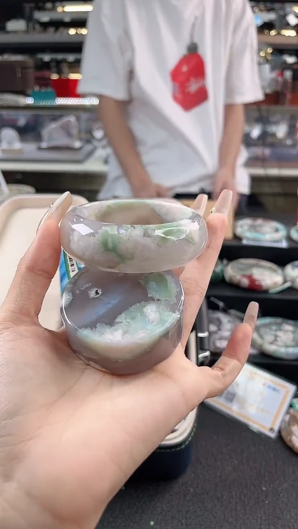 未镶嵌手镯石英质玉57圈口（赠品镯心）s966123