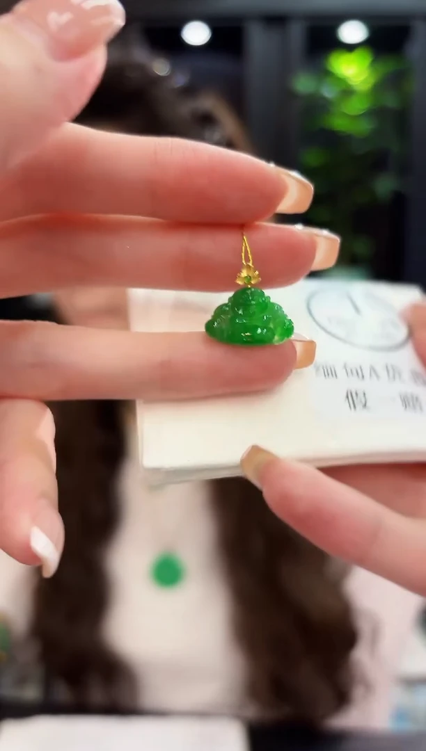 颈饰18K金镶嵌翡翠缅料A货/支持复检/一件