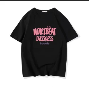 黑色宽松纯棉短袖女夏2025新款百搭薄款字母大马半袖垂感上衣