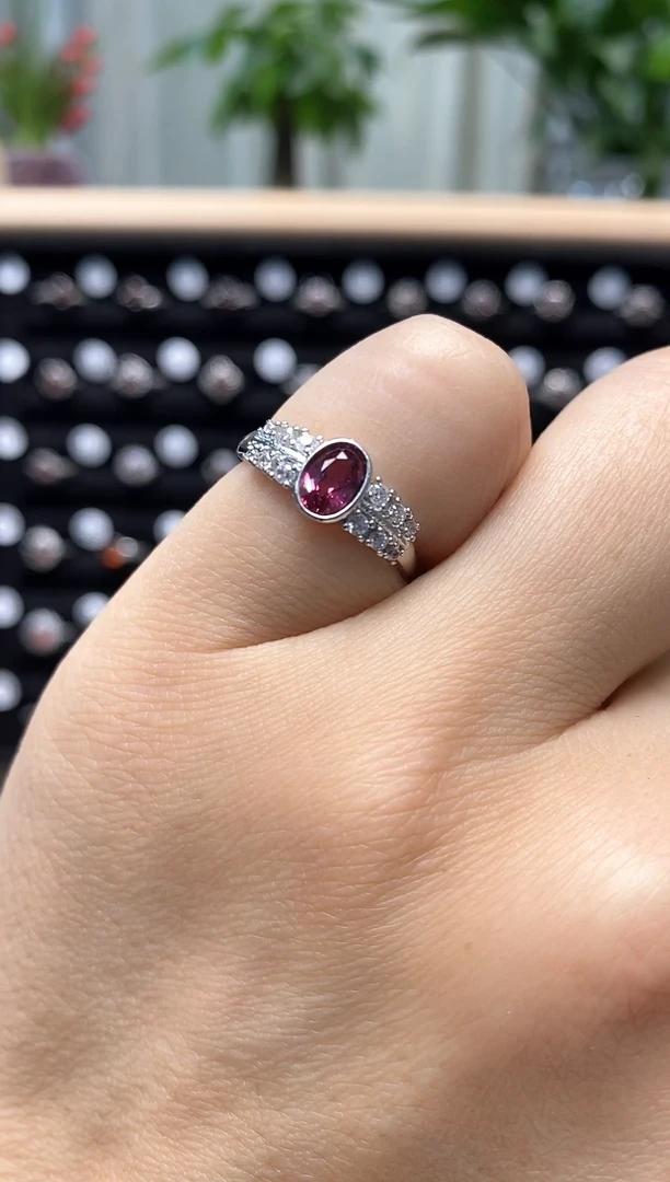 【闪购商品】碧玺戒指合金多样性 发其一  【】