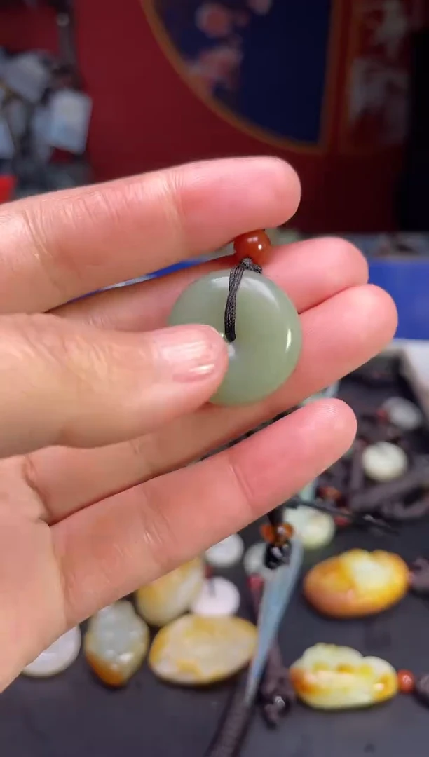 颈饰未镶嵌和田玉11