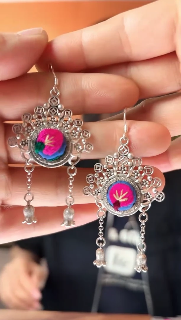 非遗苗绣苗银刺绣首饰42