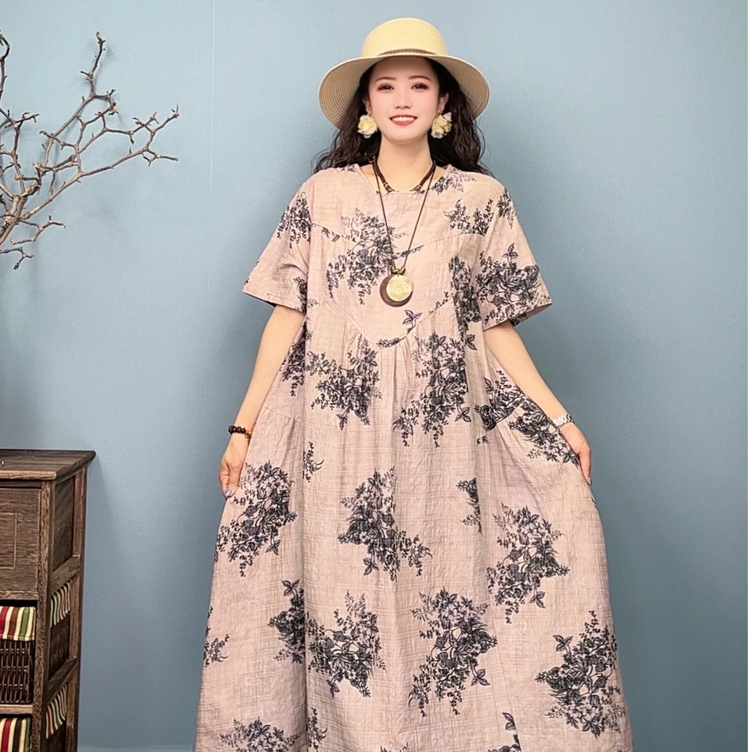 25040夏季新款气质显瘦百搭宽松休闲复古显白遮肉圆领连衣裙