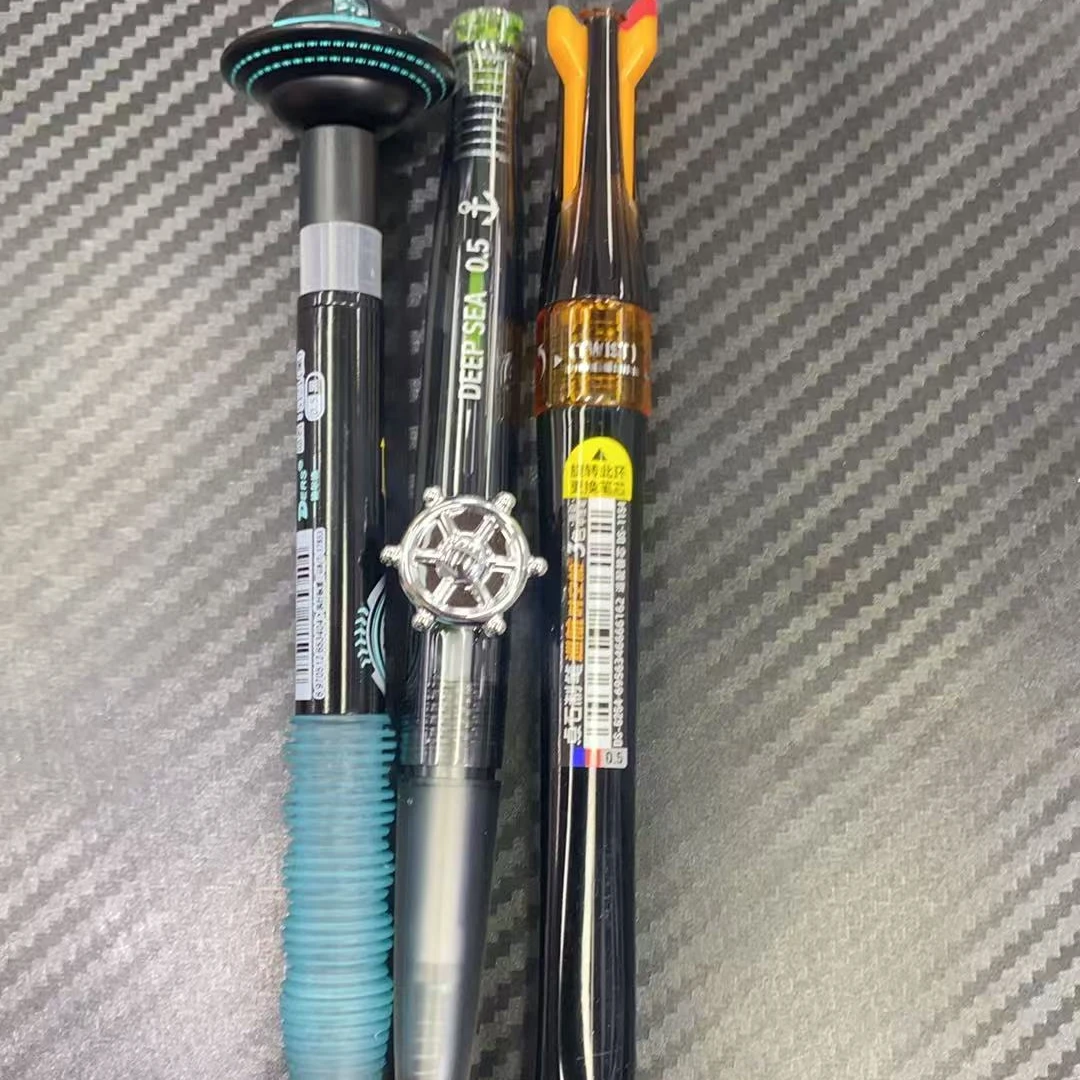 发飞碟黑杆➕航海舱黑杆➕巡航黑杆，到手3支。掉封蜡不售后