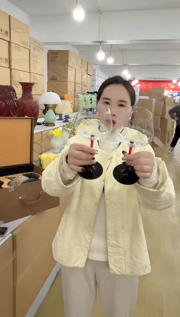 【闪购商品】洛芙花器-3早