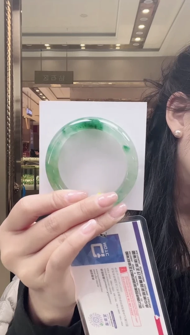 未镶嵌手镯石英质玉25