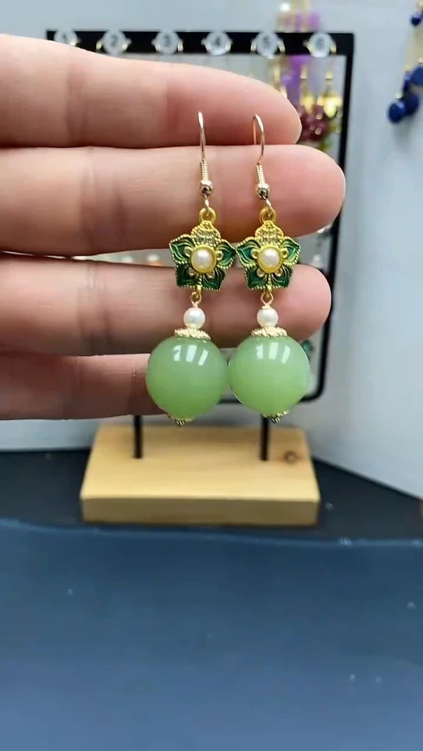 【闪购商品】和田玉耳饰银S925镀金镶嵌尺寸16mmQ1