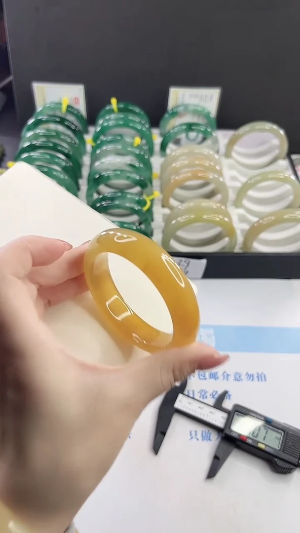 未镶嵌手镯石英质玉多样性发货L42