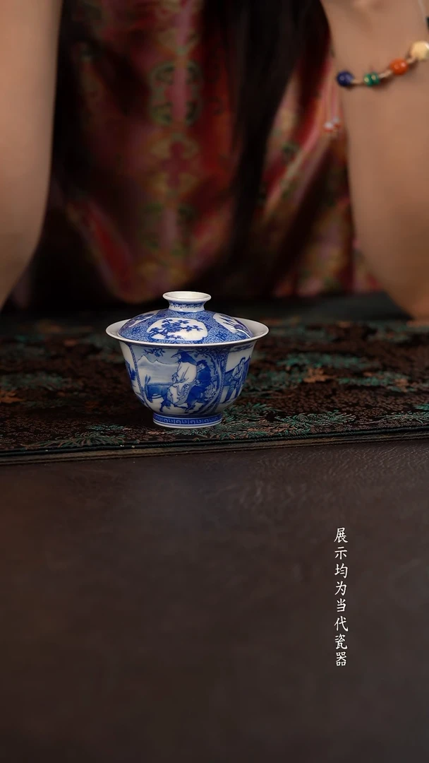 仪贤堂开窗四爱图小盖碗