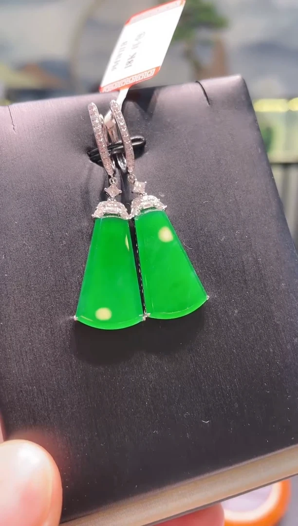 【闪购商品】翡翠颈饰18K金镶嵌A96天然A货翡翠