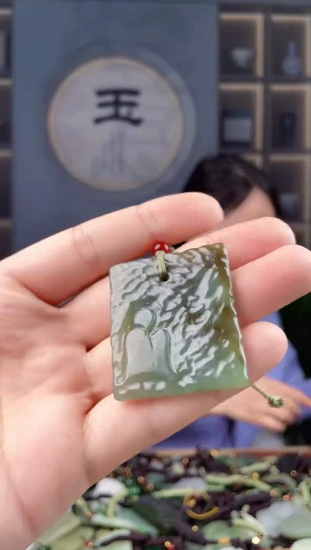 颈饰未镶嵌和田玉拍一发一，多样性发货
